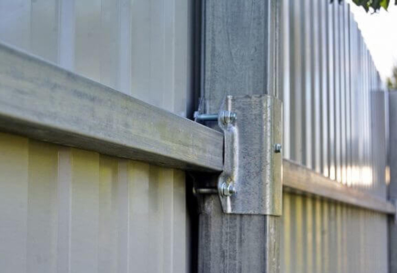 Столбы оцинкованные